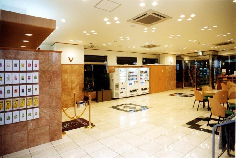 Toyoko Inn Hokkaido Sapporo-Eki Minami-Guchi Bagian luar foto